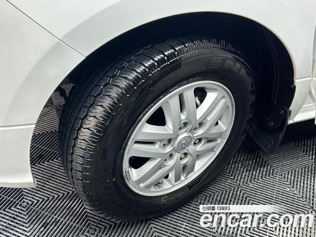 Hyundai Starex 2019 — photo 13