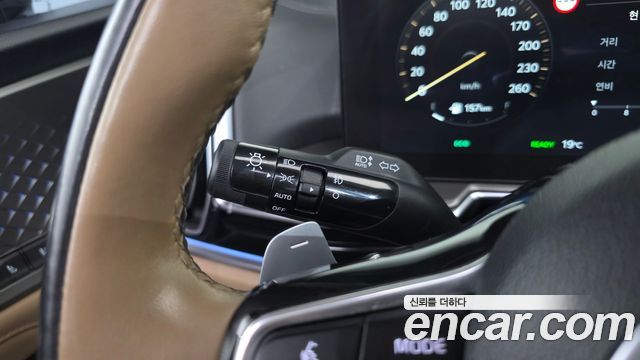 Kia Sorento 2025 — photo 32