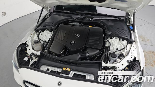 Mercedes-Benz C-Class 2023 — photo 6