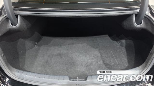 Kia K7 2016 — photo 20