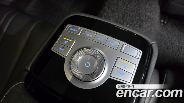 Genesis G80 2021 — photo 23