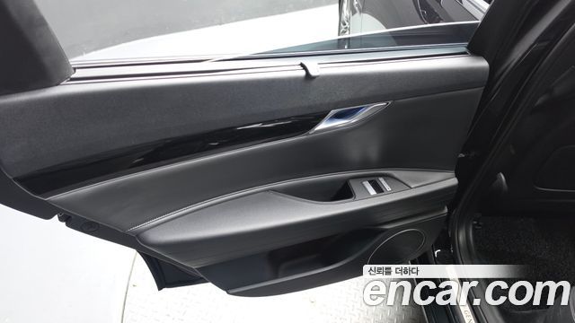 Genesis G80 2021 — photo 15