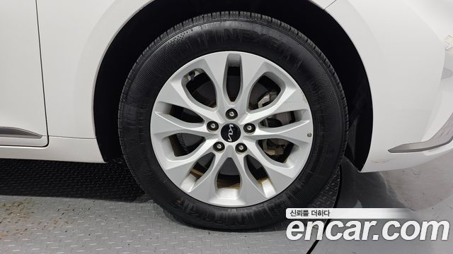 Kia K8 2023 — photo 7