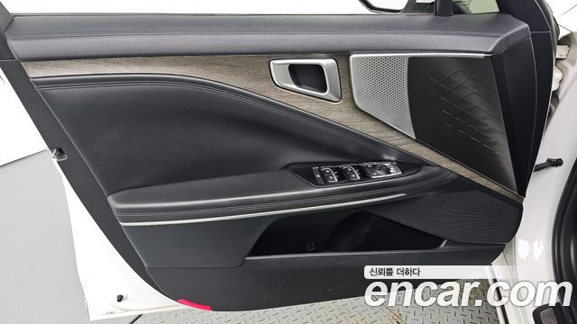Kia K8 2023 — photo 14
