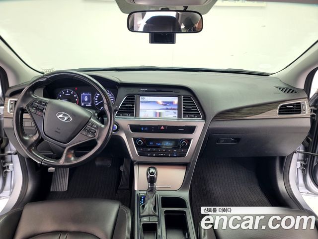 Hyundai Sonata 2015 — photo 11