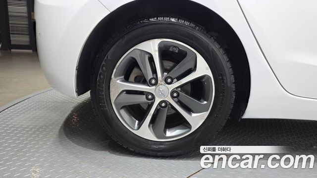 Hyundai i30 2016 — photo 5