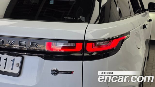 Land Rover Range Rover Velar 2019 — photo 9