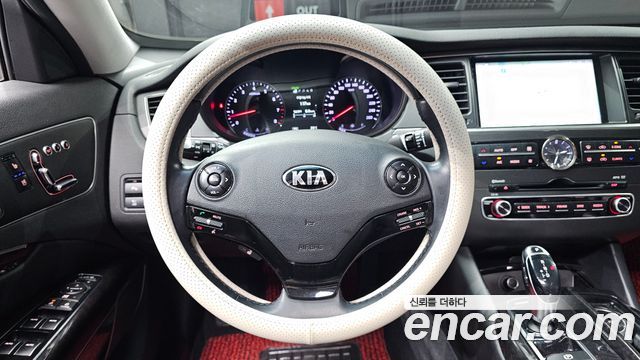 Kia K9 2014 — photo 19