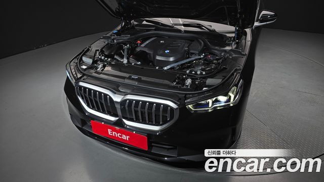 BMW 5-Series 2026 — photo 6