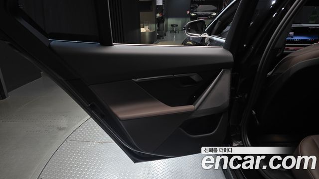BMW 5-Series 2026 — photo 15