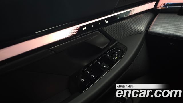 BMW 5-Series 2026 — photo 29