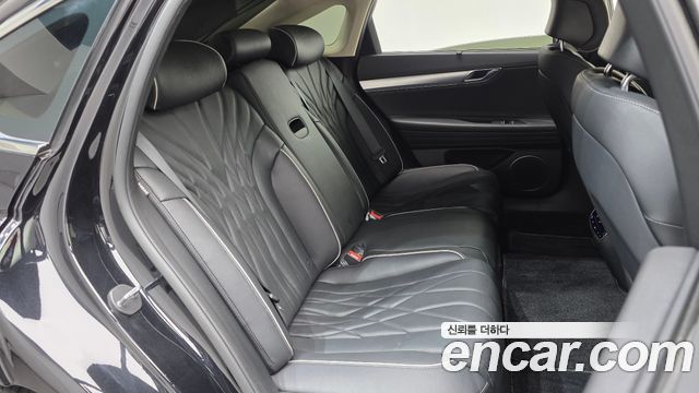 Genesis G80 2023 — photo 17