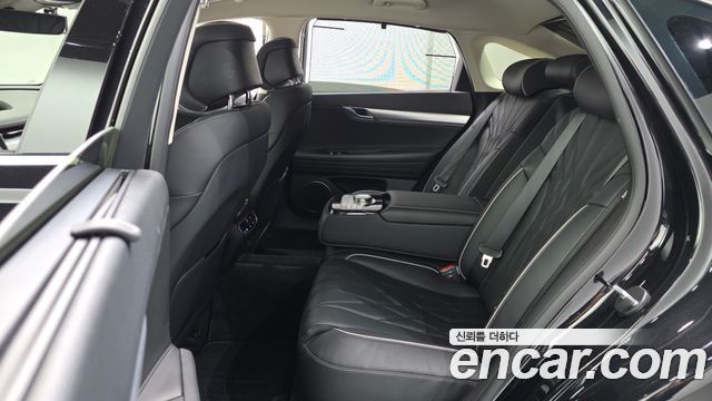 Genesis G80 2023 — photo 18