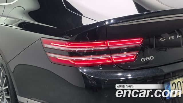 Genesis G80 2023 — photo 9