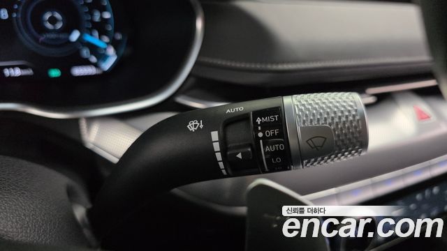 Genesis G80 2023 — photo 27