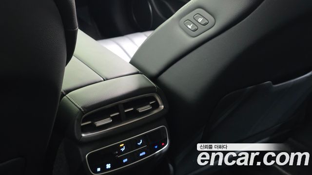 Genesis G80 2023 — photo 29