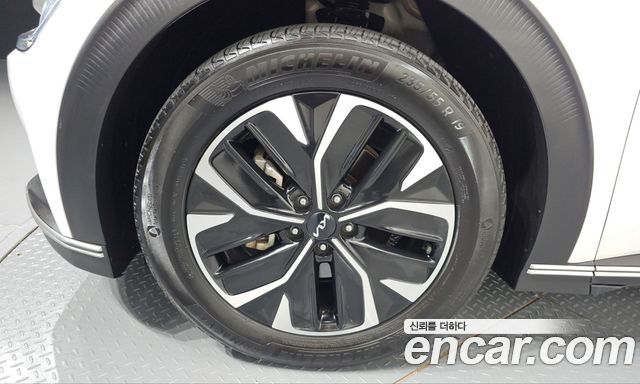 Kia EV6 2022 — photo 5