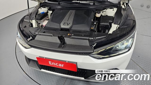 Kia EV6 2022 — photo 6
