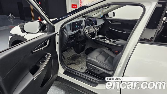 Kia EV6 2022 — photo 13