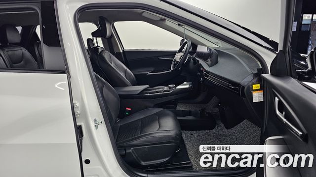 Kia EV6 2022 — photo 17