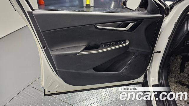 Kia EV6 2022 — photo 14