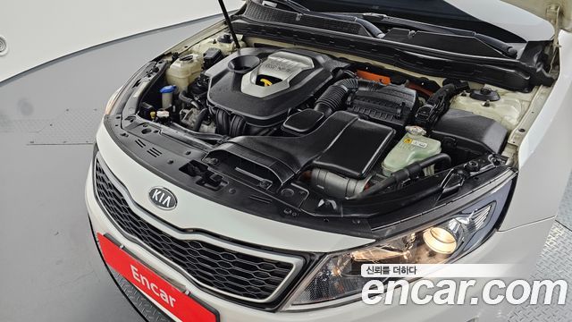 Kia K5 2013 — photo 6