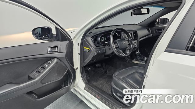 Kia K5 2013 — photo 13