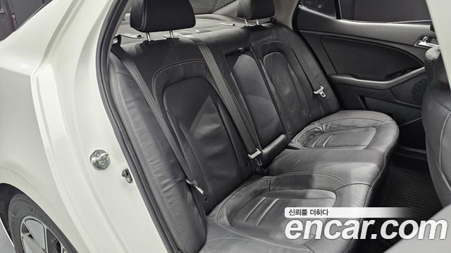 Kia K5 2013 — photo 17