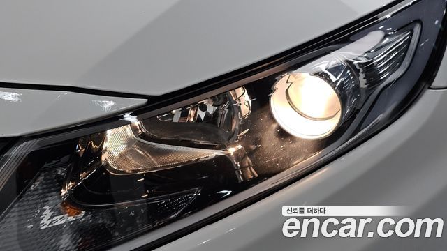 Kia K5 2013 — photo 8