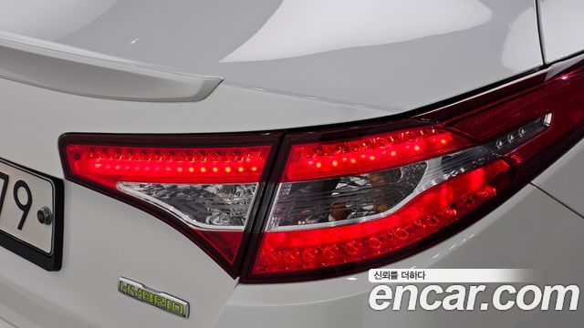 Kia K5 2013 — photo 9