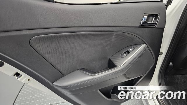 Kia K5 2013 — photo 15