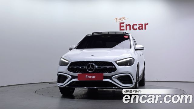 Mercedes-Benz GLA-Class 2024 — photo 3