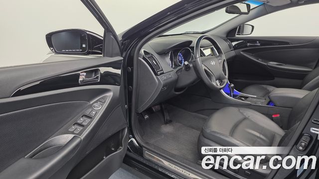 Hyundai Sonata 2010 — photo 10