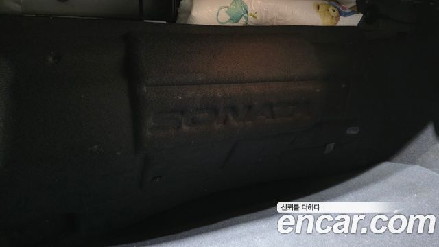 Hyundai Sonata 2010 — photo 19