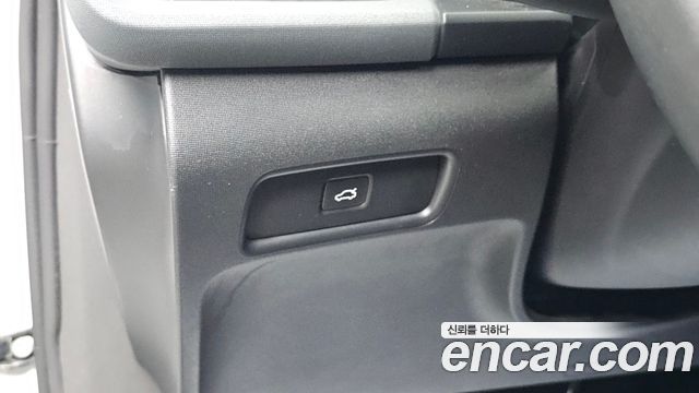 Polestar Polestar 2 2023 — photo 21