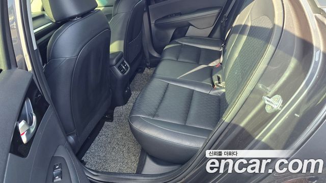Kia K3 2022 — photo 11