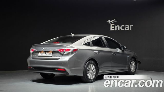 Hyundai Sonata 2017 — photo 2