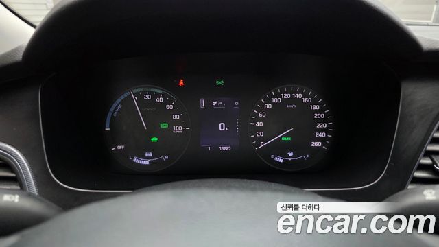Hyundai Sonata 2017 — photo 11