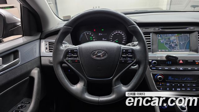 Hyundai Sonata 2017 — photo 22
