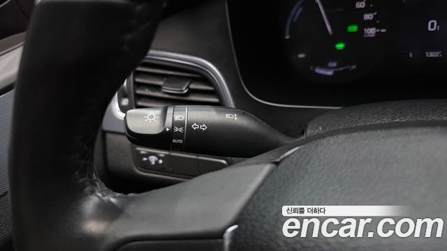 Hyundai Sonata 2017 — photo 27