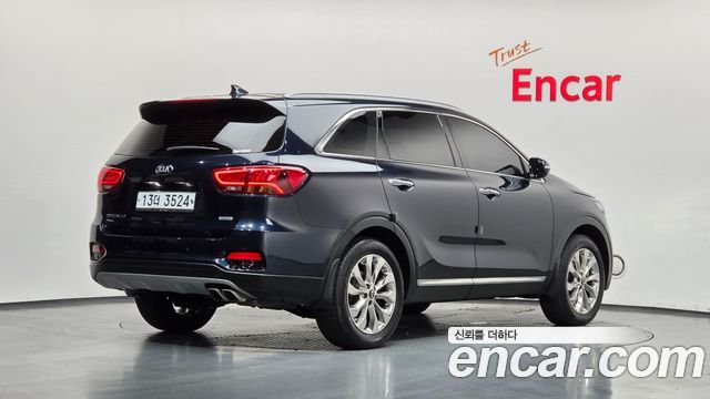 Kia Sorento 2018 — photo 2