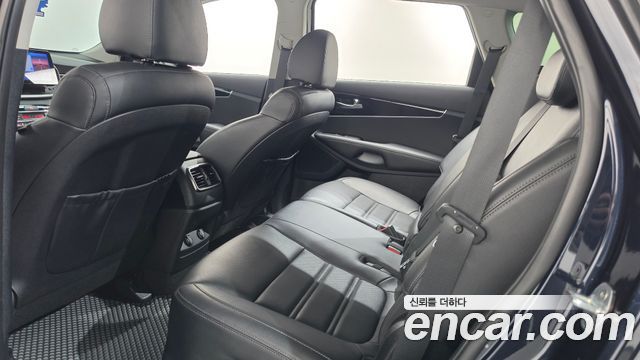 Kia Sorento 2018 — photo 25