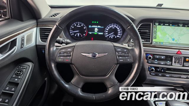 Genesis G80 2017 — photo 14