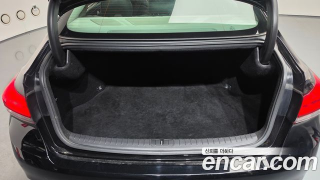 Genesis G80 2017 — photo 19