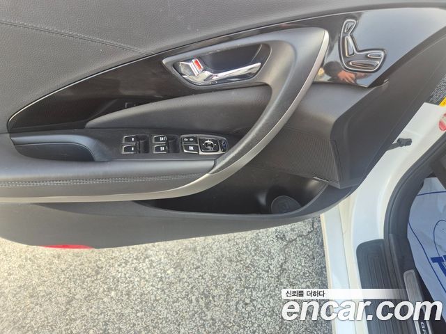 Hyundai Grandeur 2011 — photo 7