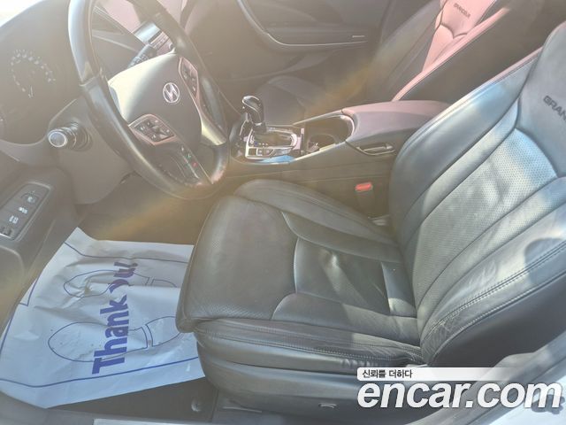 Hyundai Grandeur 2011 — photo 8