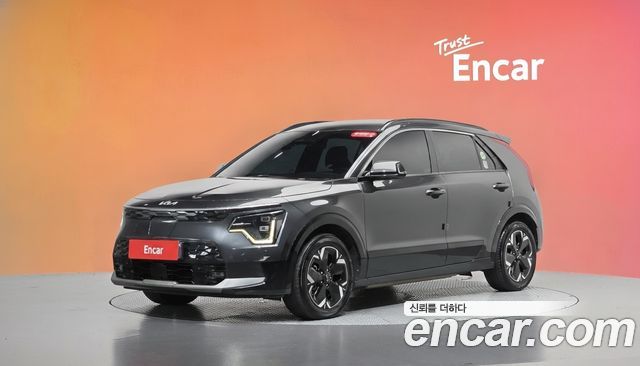 Kia Niro 2024 — photo 1