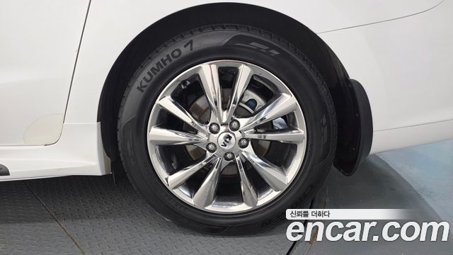 Kia Canival 2019 — photo 7