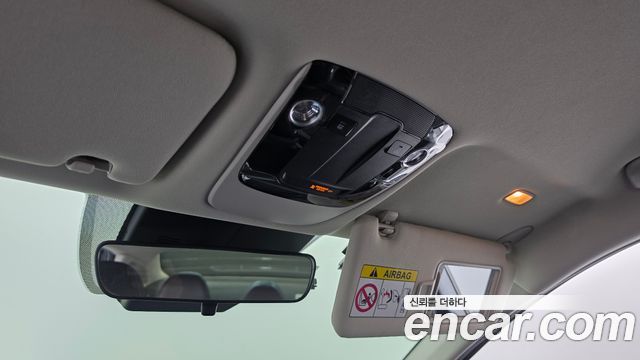 Kia K5 2023 — photo 17