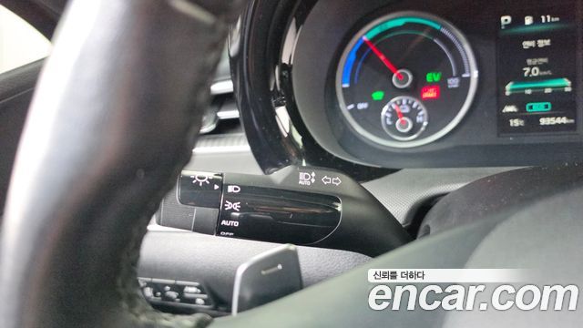 Kia K5 2023 — photo 20